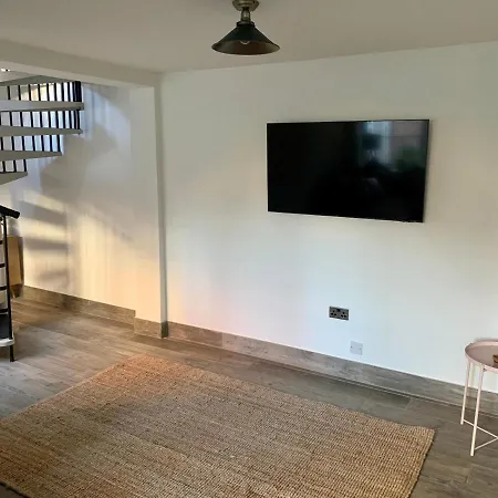 Modern, Self Contained Annex With Free Parking Lejlighed York